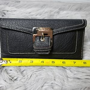 nine west women wallets